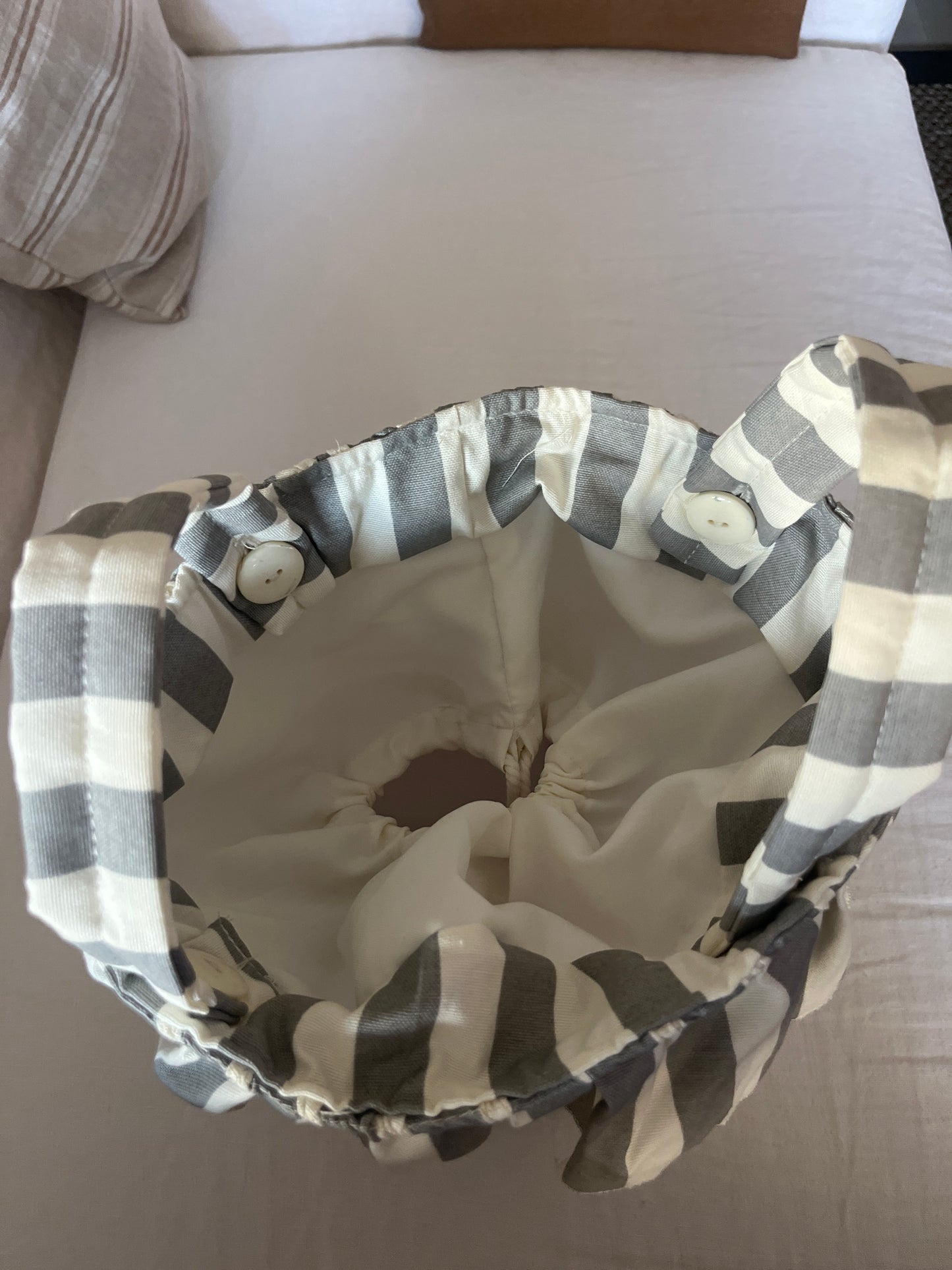 Bolso canasto rayas gris Garage